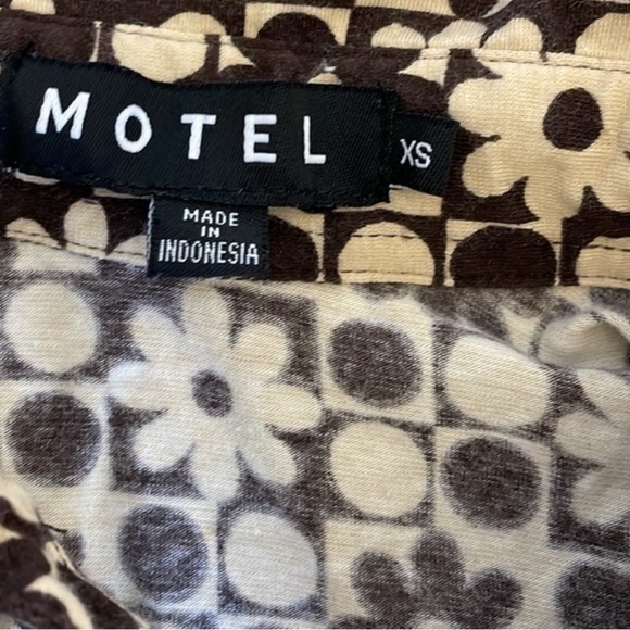 Motel Rocks Top - Picture 4 of 4